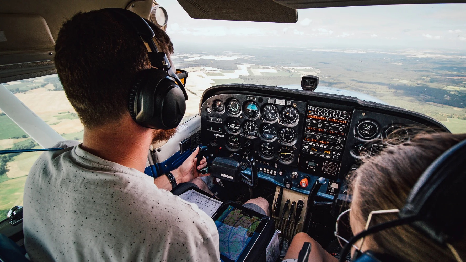 ¿Qué tipo de vuelo regula la DAN 91 además del IFR (vuelo por instrumentos)?